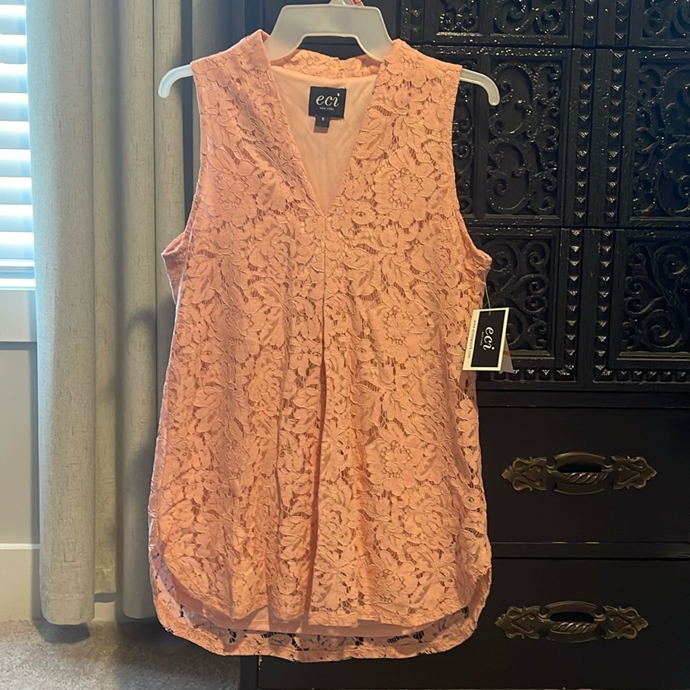 V-neck - sleeveless blouse- blush color